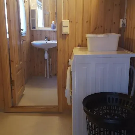 Kjorsvik Ovre Apartman *